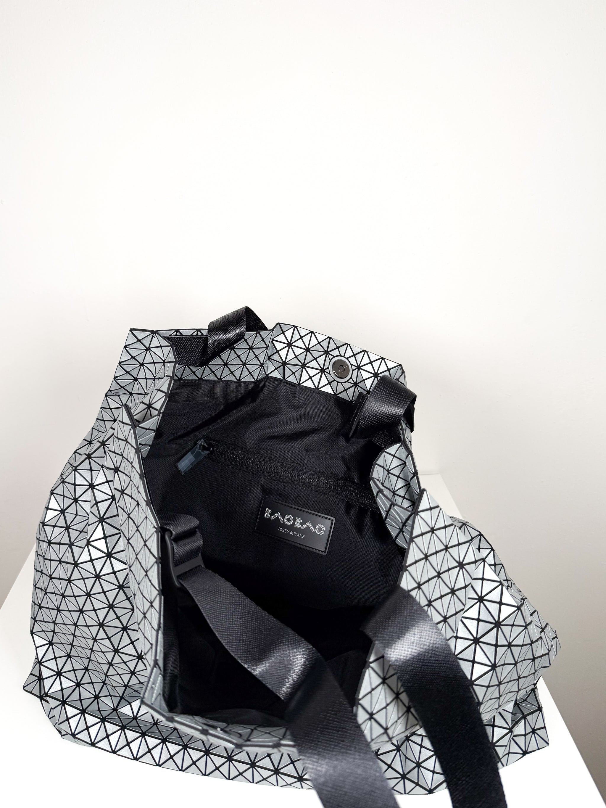 バッグ BAO BAO ISSEY MIYAKE CART Bao Bao Issey Miyake Cart geometric-panelled Tote Bag | Grey